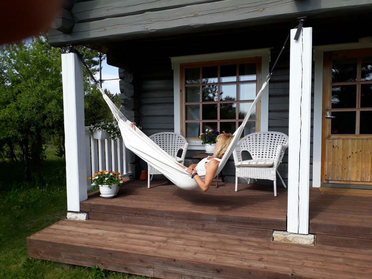 Toominga Seaside Cottage Koiguste Bagian luar foto