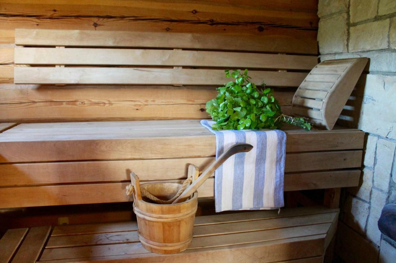 Toominga Seaside Cottage Koiguste Bagian luar foto